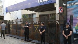 Télam